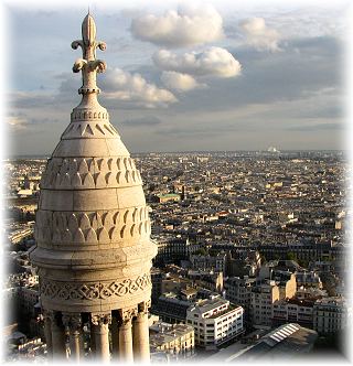 věž  sacre -coeur 